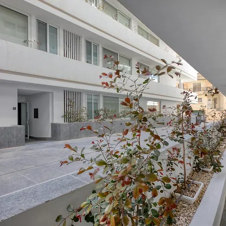 Cozy 1br At Cavarra Gardens Sleeps 2